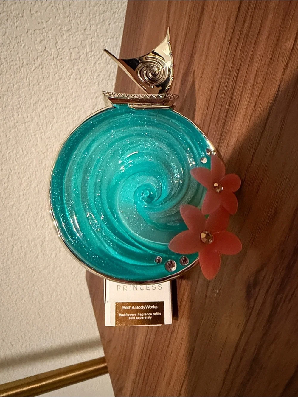 Bath & Body Works Moana Turquoise Swirl Wall Accent with Coral Flowers